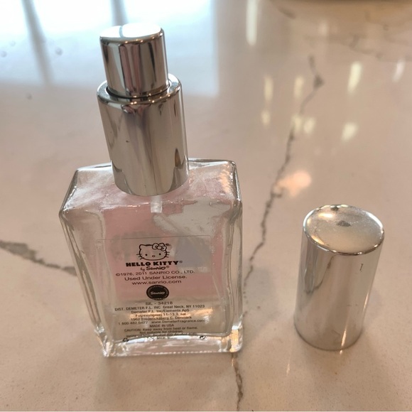 Empty Hello Kitty Refillable Cologne Spray Bottle - Picture 5 of 5